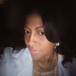 Meet your Posher, Kitt